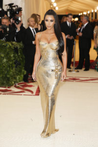 Tõsielutäht Kim Kardashian oli Versaces. Foto: Scanpix